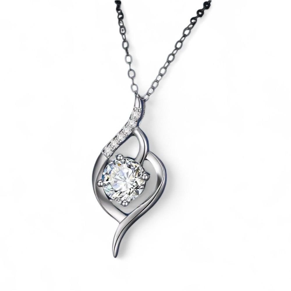 1 CT Round Moissanite Pendant Necklace